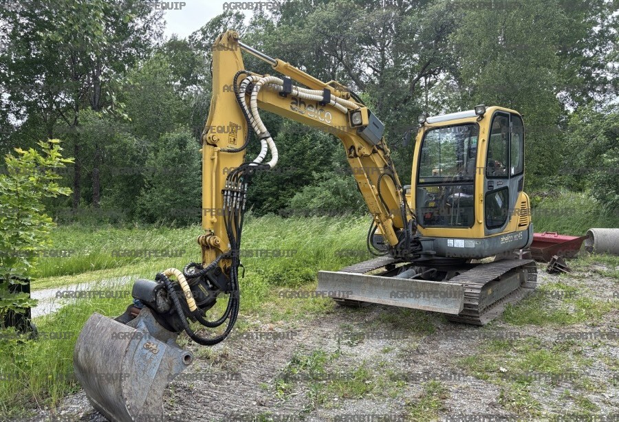 Mini-pelle Takeuchi TB125 avec remorque et 3 godets !